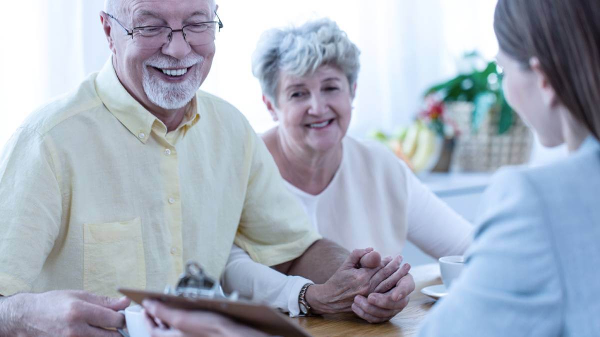 Old couple with lawyer